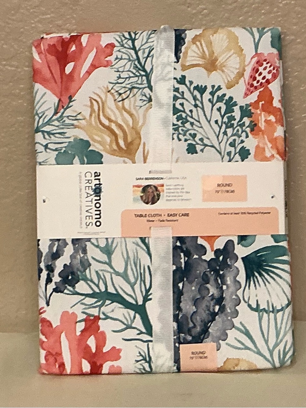 Artonomo Creatives 70” Round Seashell & Coral Reef Tablecloth